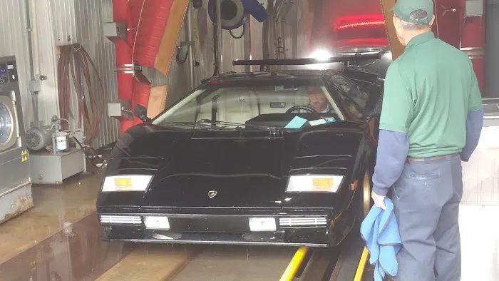 Russell Speeder's Car Wash 7