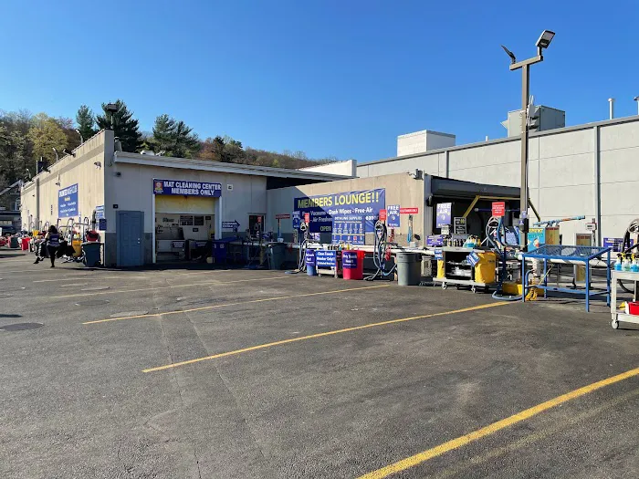 Russell Speeder's Car Wash 9