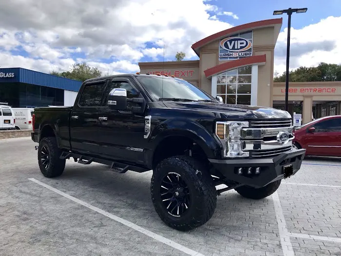 VIP Wash & Lube of Carmel 3