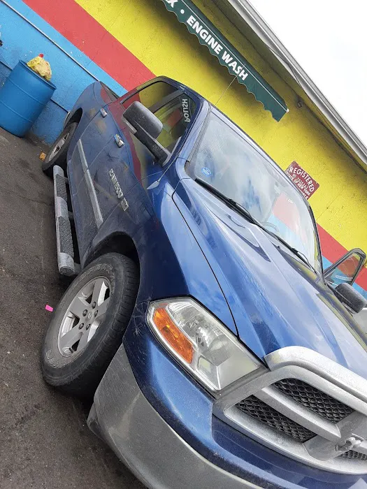 Downtown Car Wash & Detaling 2