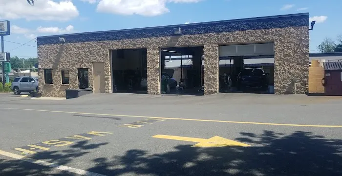 Sunny's Car Wash & Auto Lube 7