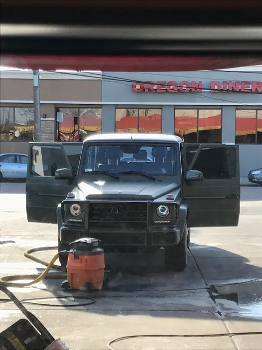 Ritz Car Wash, Lube & Detailing Center 6