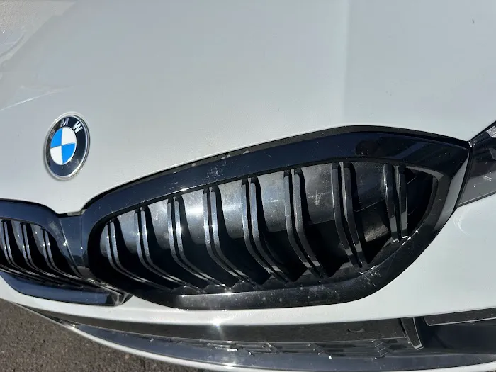 M.O HAND CAR WASH & DETAILING 2