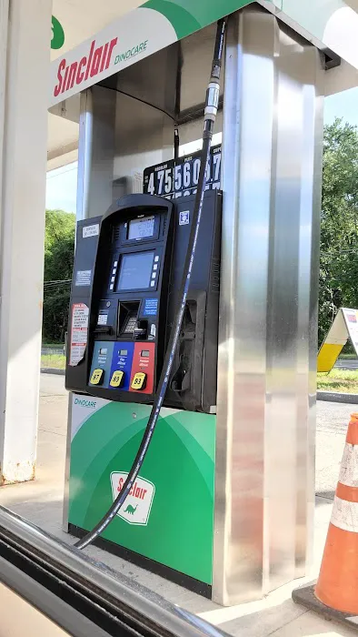 Sinclair Gas Station 2