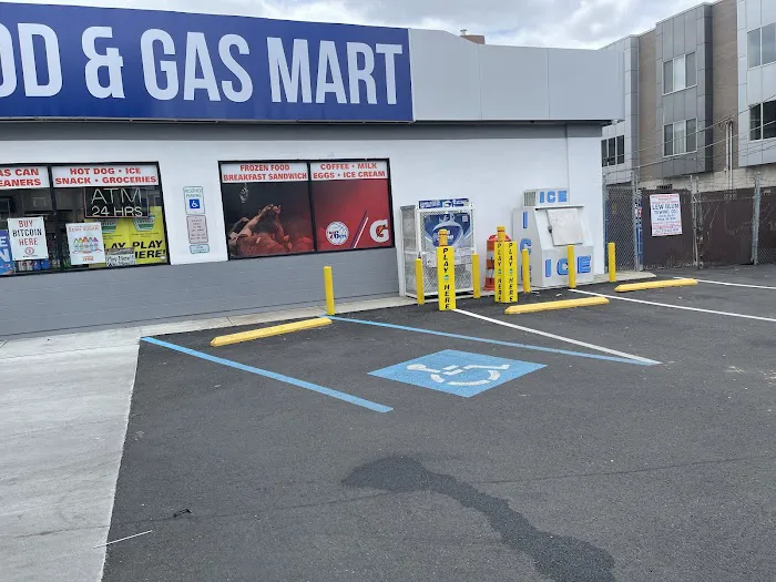 Girard Food & Gas Mart 3