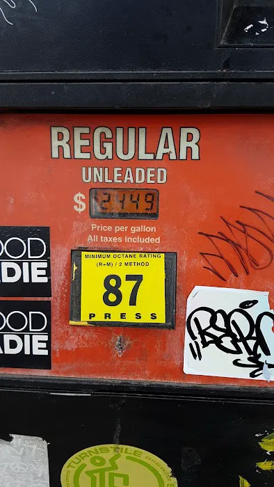 Girard Food & Gas Mart 6