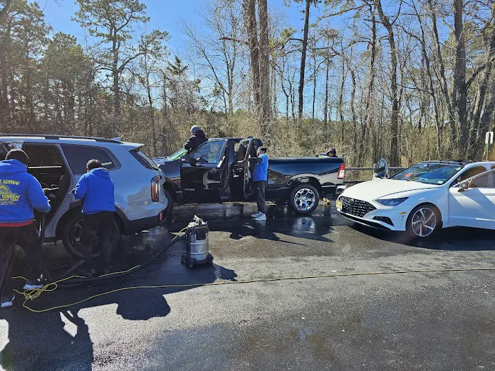 Blue Wave Car Wash & Quick Lube 7
