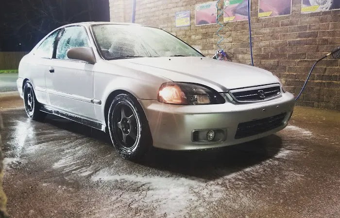 University Car Wash 0
