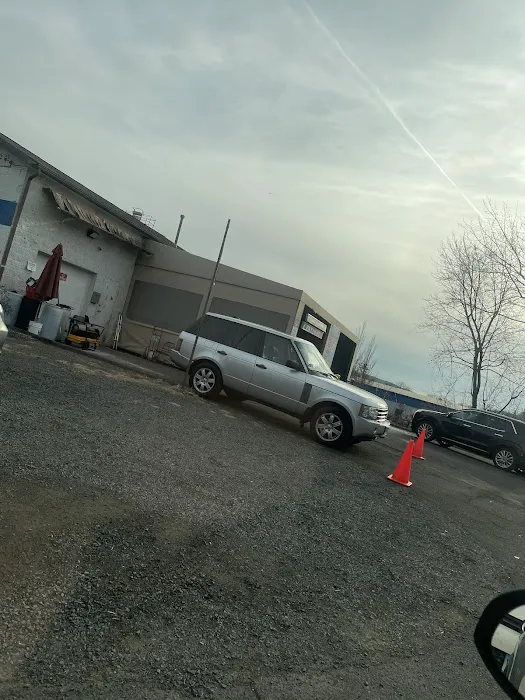 Top Hat Car Wash 6