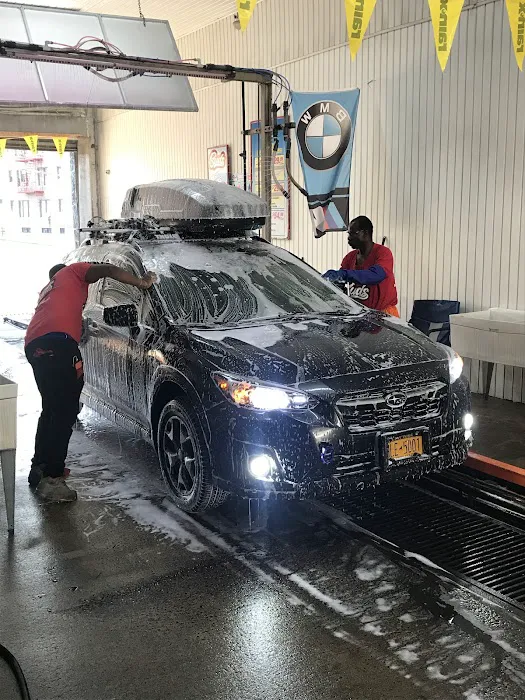 Suds HAND Car Wash 7