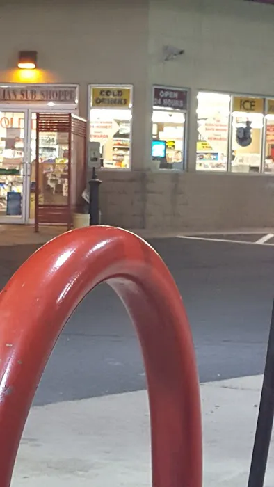 Redner's Quick Shoppe 1