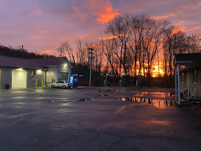 Adamstown Car Wash & Mini Storage 3