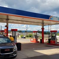 Gulf-Station-Sugarloaf-6Packs