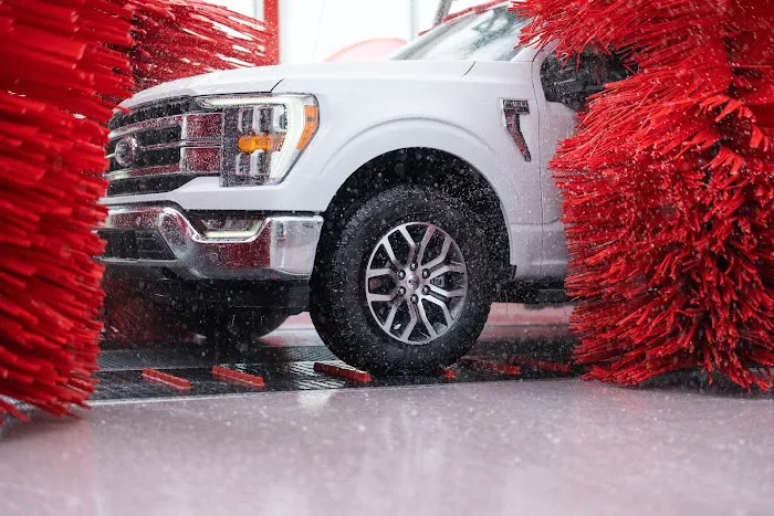 Tommy's Express® Car Wash 9