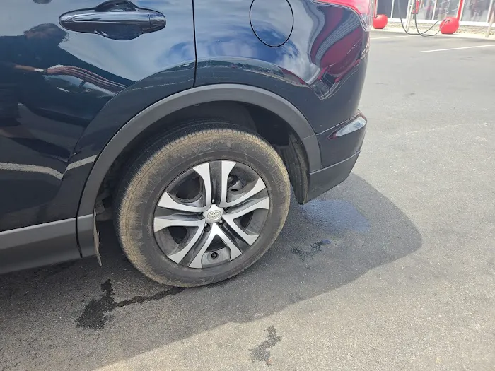 Tommy's Express® Car Wash 9