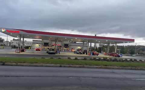 Turkey Hill Gas Station