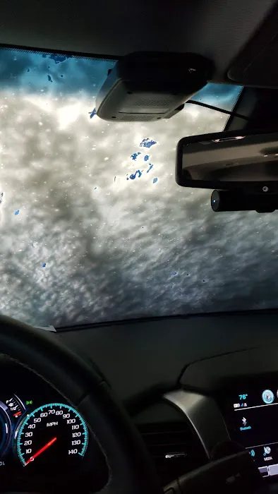 Sparklyn Car Wash 4