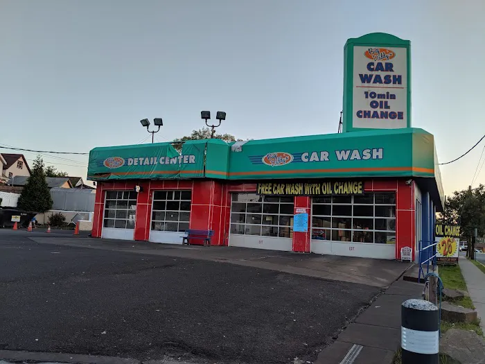 Big Daddy's Car Wash & Quick Lube 4