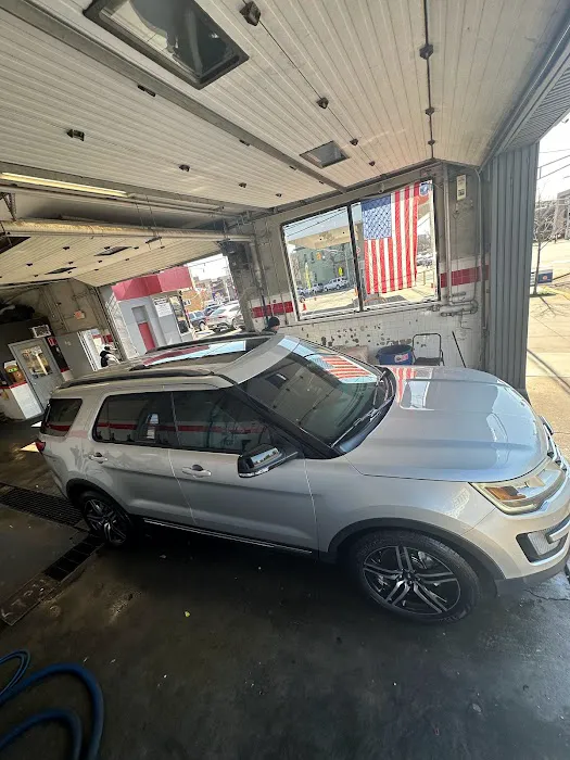 ANTUNEZ LLC / LOOKIN GOOD CAR WASH 1