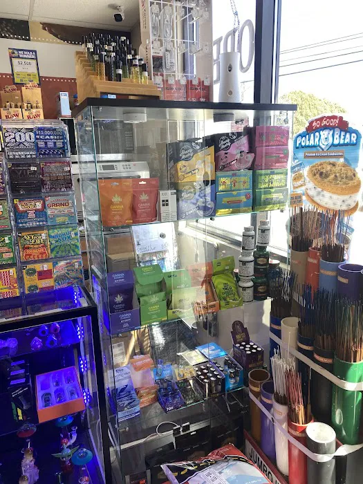 Smiley's Quickstop 4