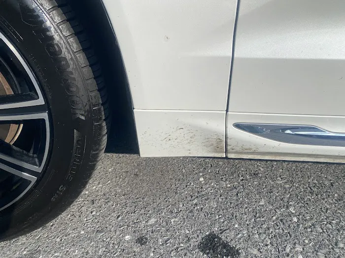 Rolling Thunder Express Car Wash 3