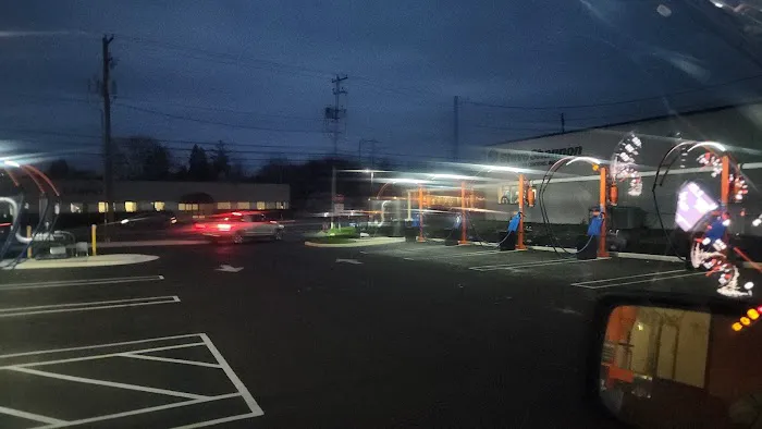 Shiny Shell Carwash 2