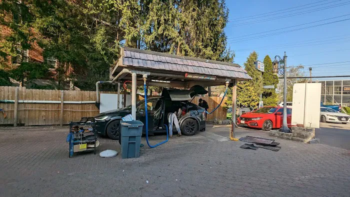 Dip-In Car Wash 1