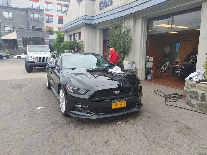 Dip-In Car Wash 4