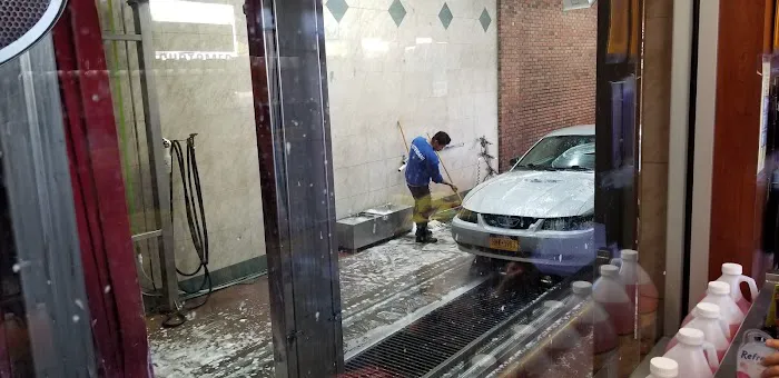 Diamond Car Wash And Lube 2