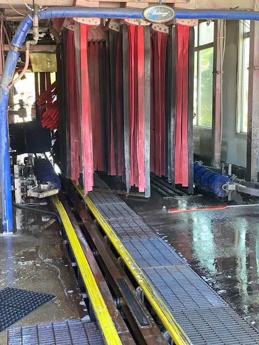 Royal Car Wash 8