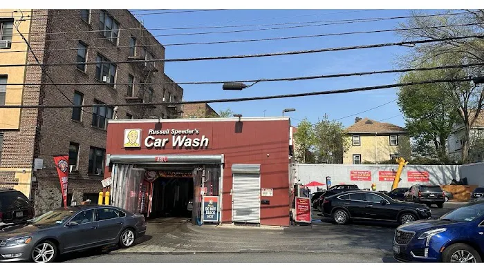 Russell Speeders Car Wash of Mt Vernon 4
