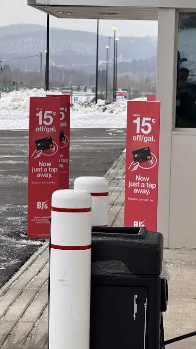 BJ's Gas Station 0