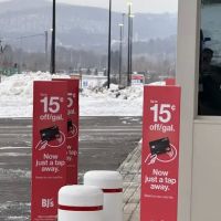BJ's Gas Station