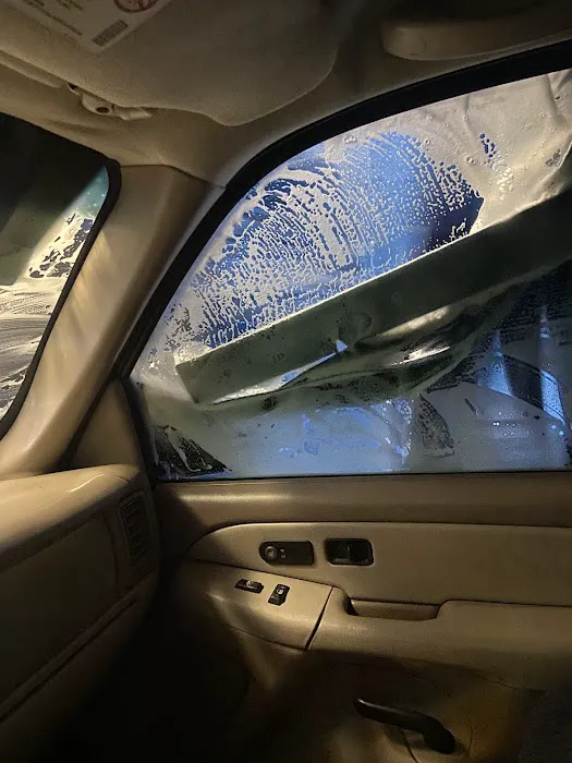 Magic Touch Car Wash 4