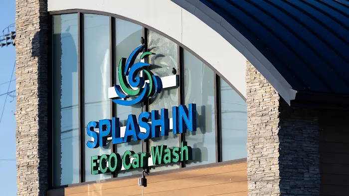 Splash In 8