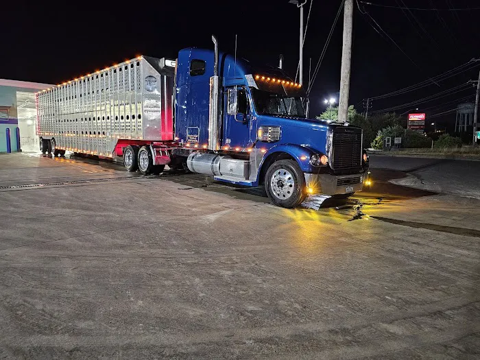 Blue Beacon Truck Wash of Elkton, MD 4