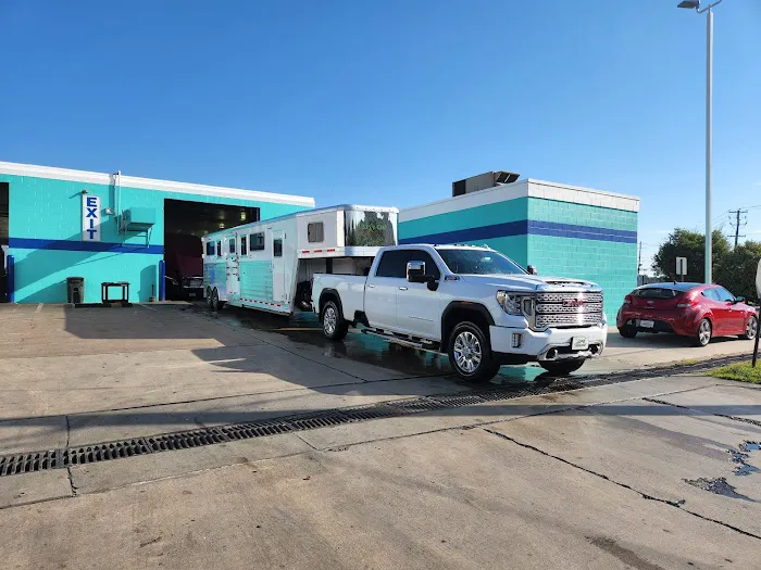Blue Beacon Truck Wash of Elkton, MD 7