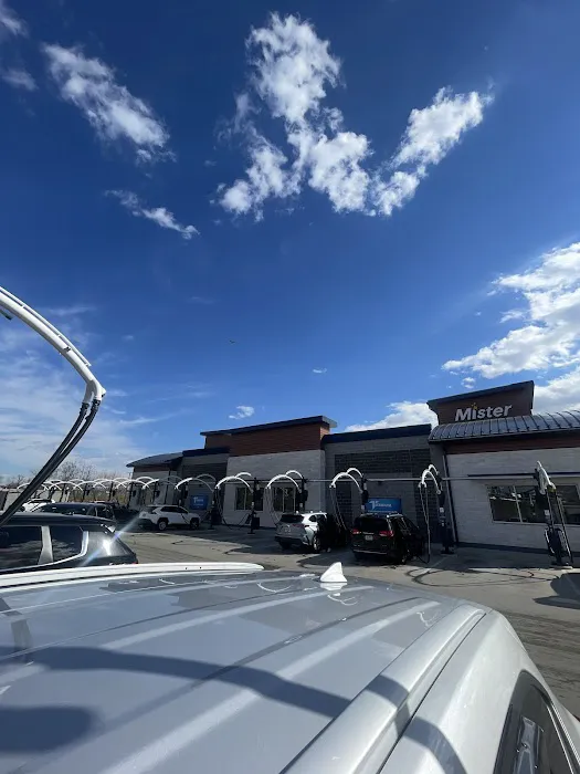 Mister Car Wash 1