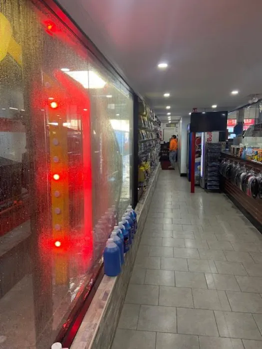 Big Bubble Car Wash and Repair 3