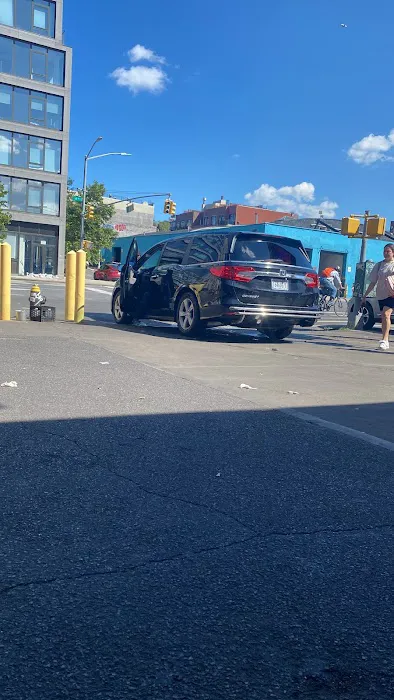 Golden Touch Car Wash 3