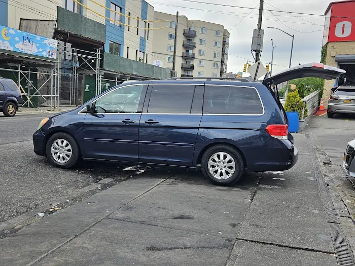 Hi-Tek Car Wash, Lube, and Detailing 4