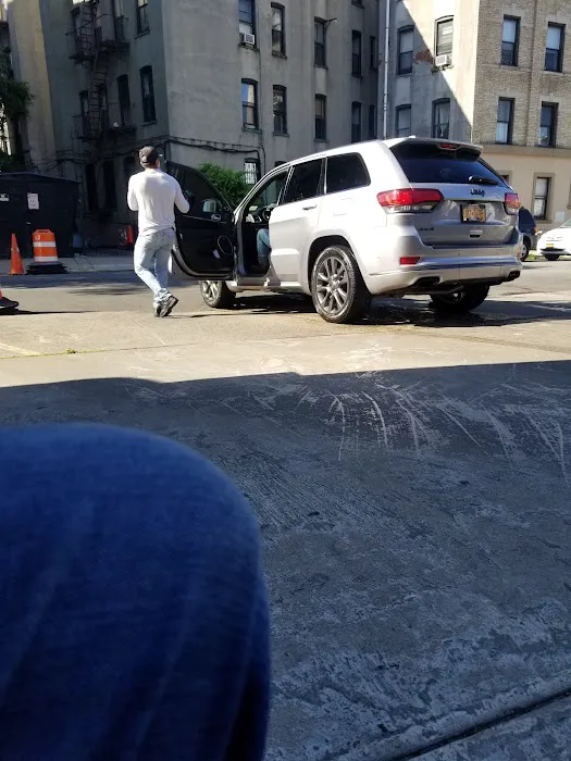 Greenpoint Car Wash 9