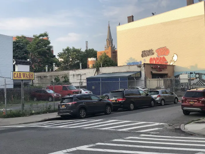 Greenpoint Car Wash 3