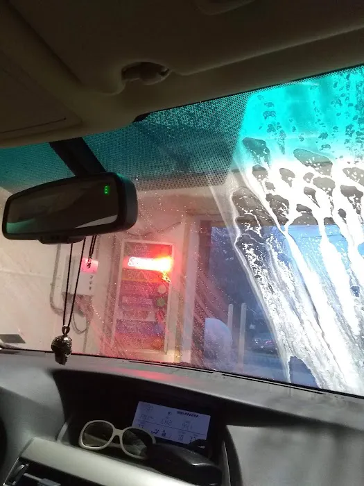 H & H Car Wash 3