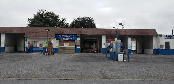 Jefferson Street Car Wash 4