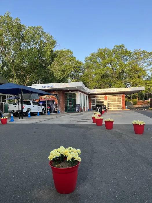 Old Greenwich Car Wash 5