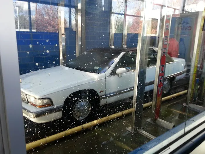 Larchmont Carwash 4