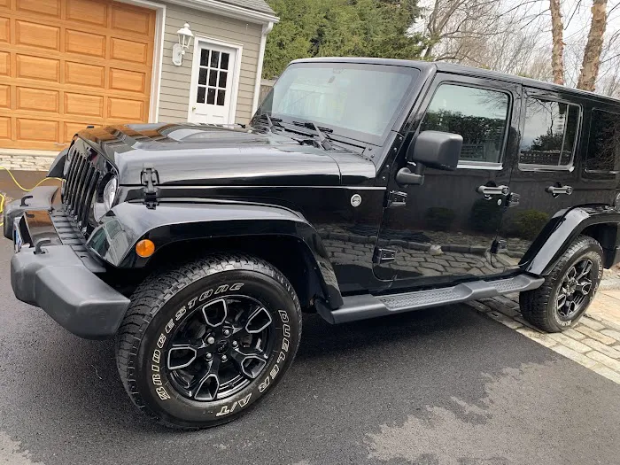 J&F Galvan Mobil Car Wash Detailing llc 6