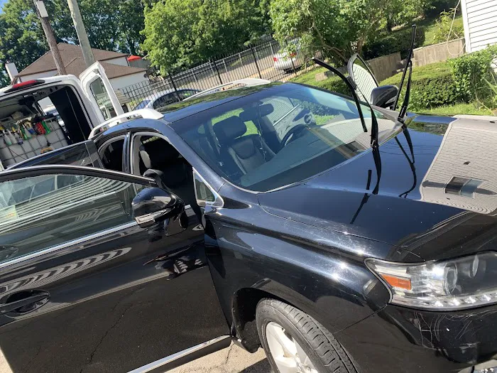 J&F Galvan Mobil Car Wash Detailing llc 8