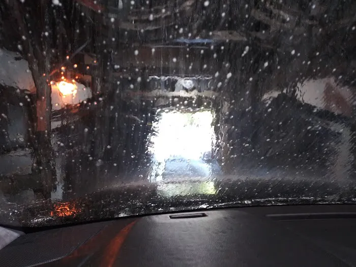 Jiffy Car Wash 2